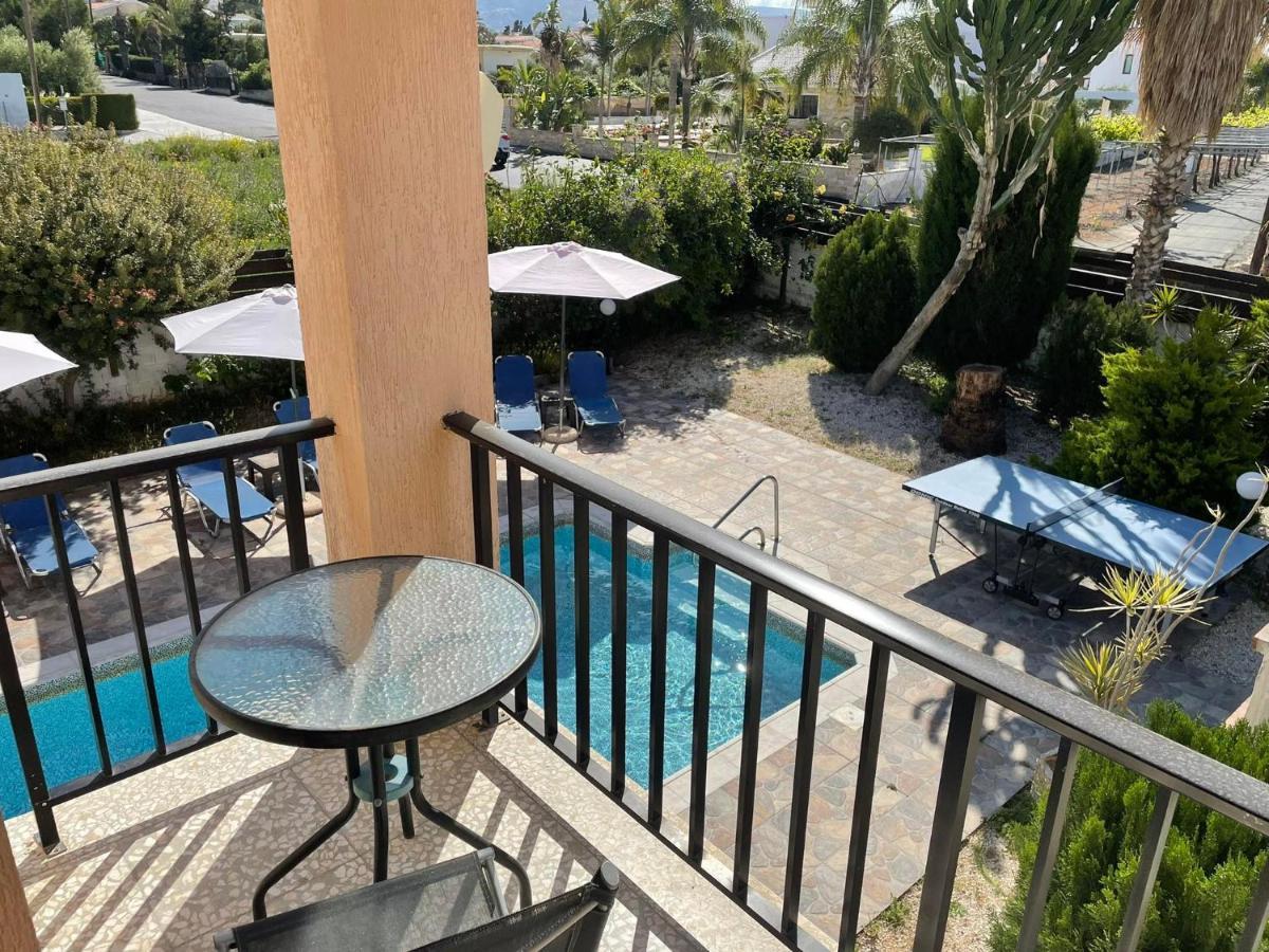 Villa Ocean Stones 1Km From Main Coral Bay Beach เปเยีย ภายนอก รูปภาพ